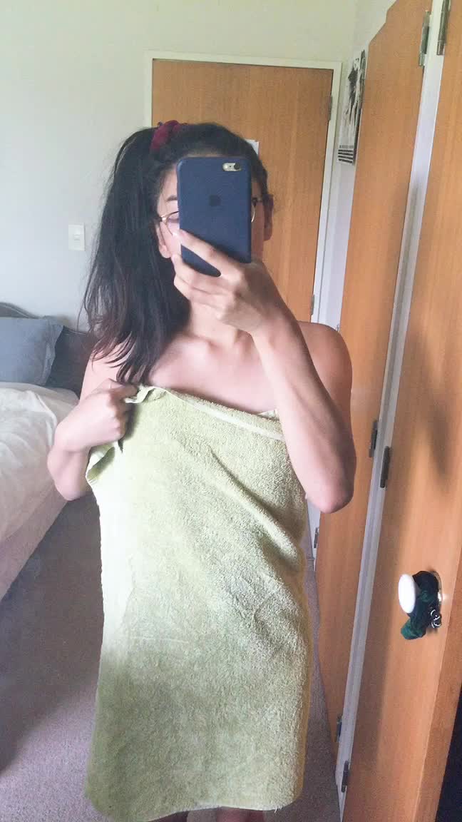 Here’s my first ever towel drop, how did I do :3