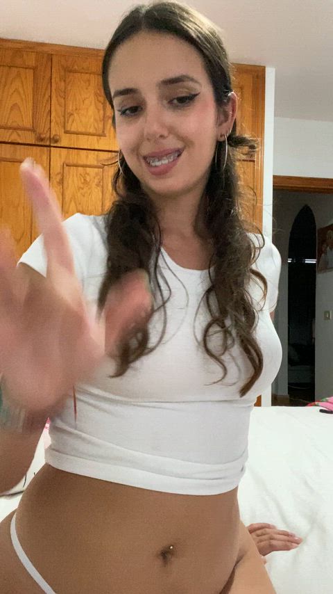 What’s your honest opinion on my natural tits? (reveal)
