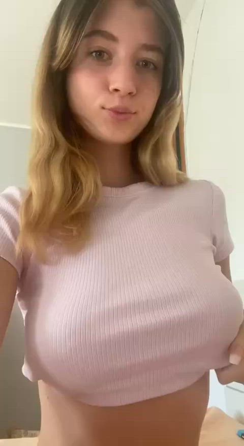 No tattoos or implants, just natural tits