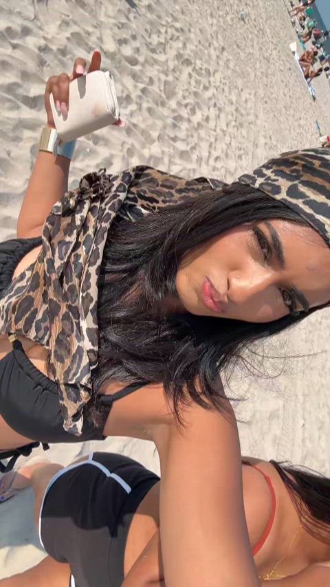 Bikini baddie wants it bad