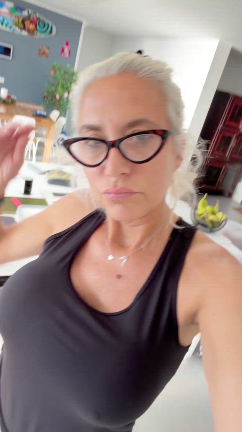 Good morning sunshine... today's heat is making me steam