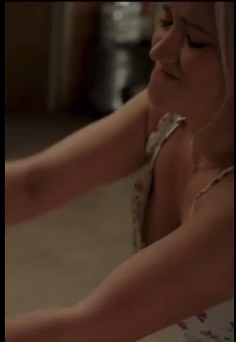 Emily osment