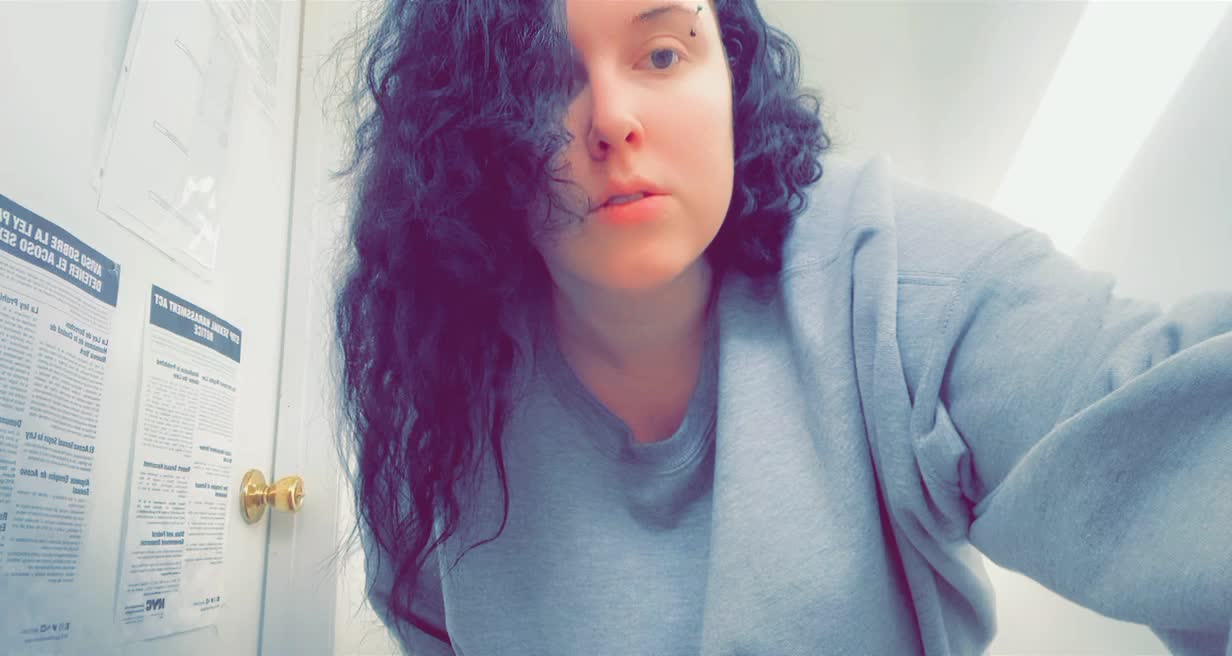 Titty Tuesday 💜