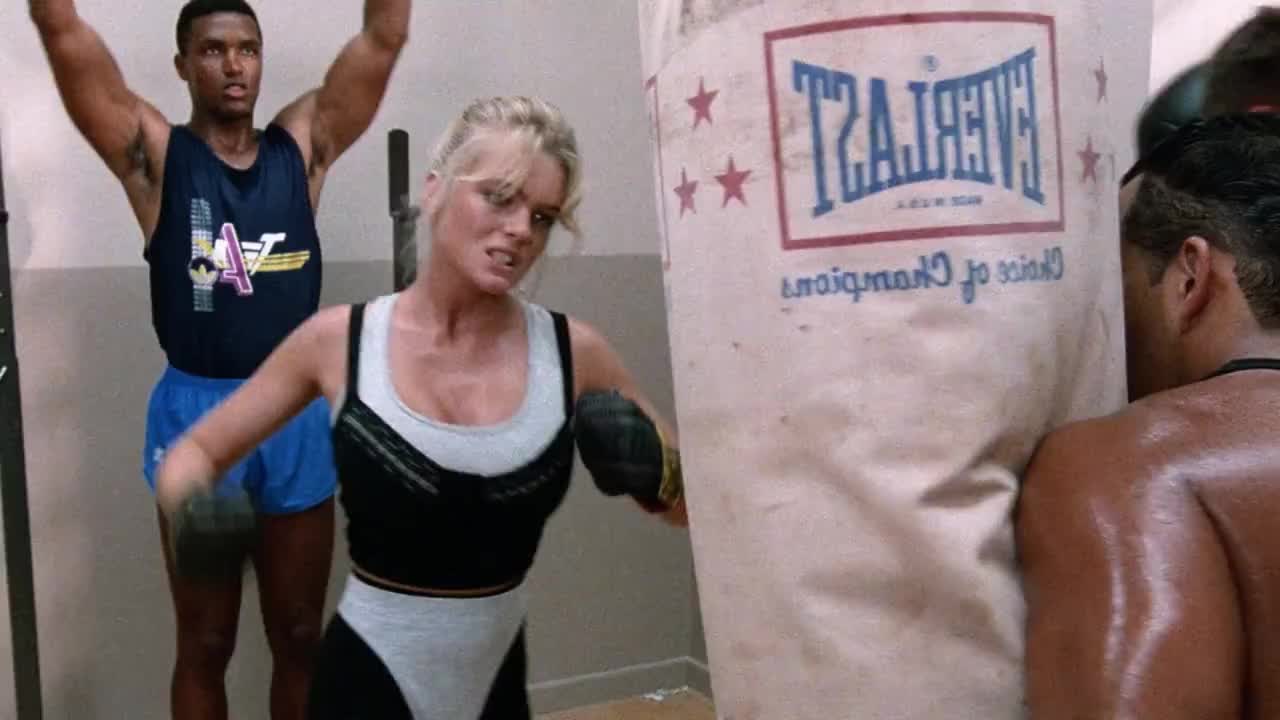 Bimbo boxing
