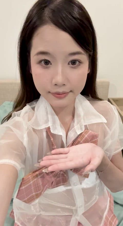 make sure it touches my throat please