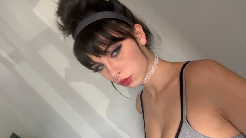 i need a place to sit ur face looks just fine for it