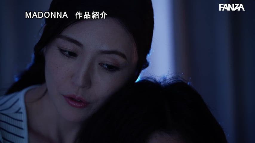 JUR-529 A misunderstood hug leads to an affair with her son’s best friend. Ririko Kinoshita