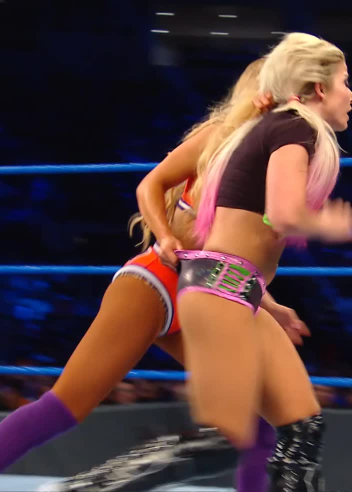 Alexa Bliss want to fuck her ass