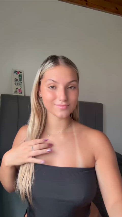 Wanna show you my soft 19 y.o latina titties [drop]