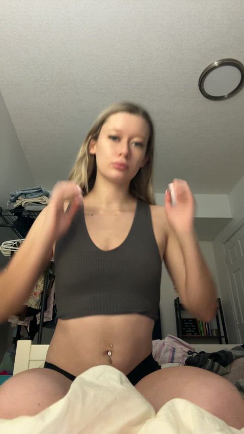 18yo cheerleader tit reveal, would you hit?