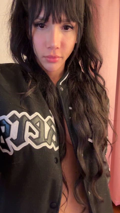 Would you rather be the one fucking me, or the one I'm fucking?