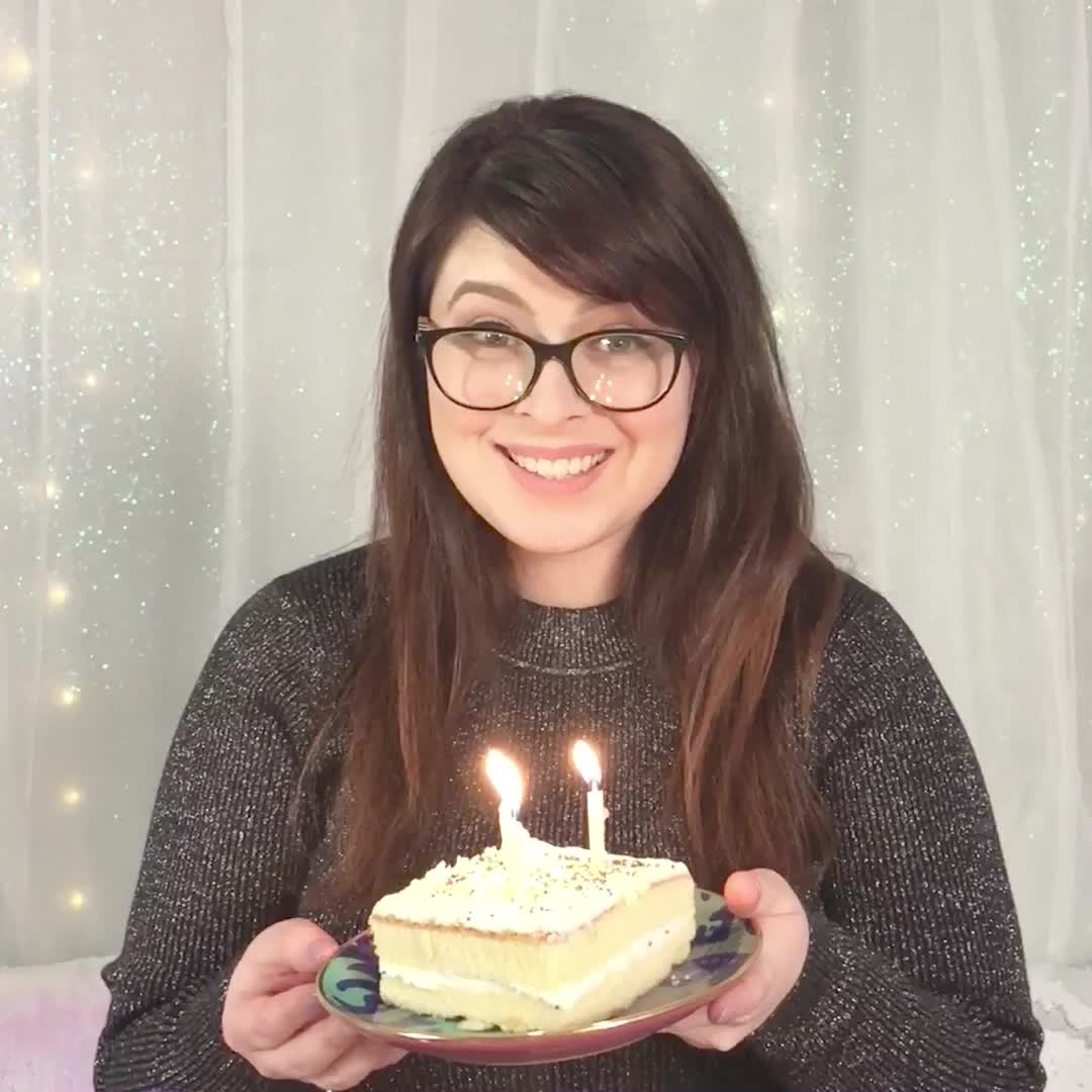 Happy Bea Day! Enjoy 50% off ALL of my Videos on ManyVids and Pornhub for the next 24 hours!