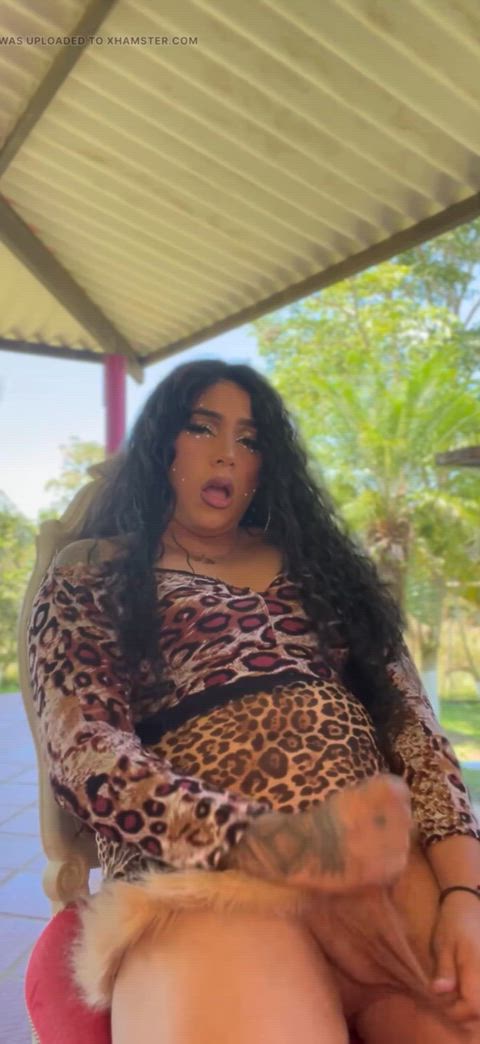 Latina Jessie Ross cum explosion
