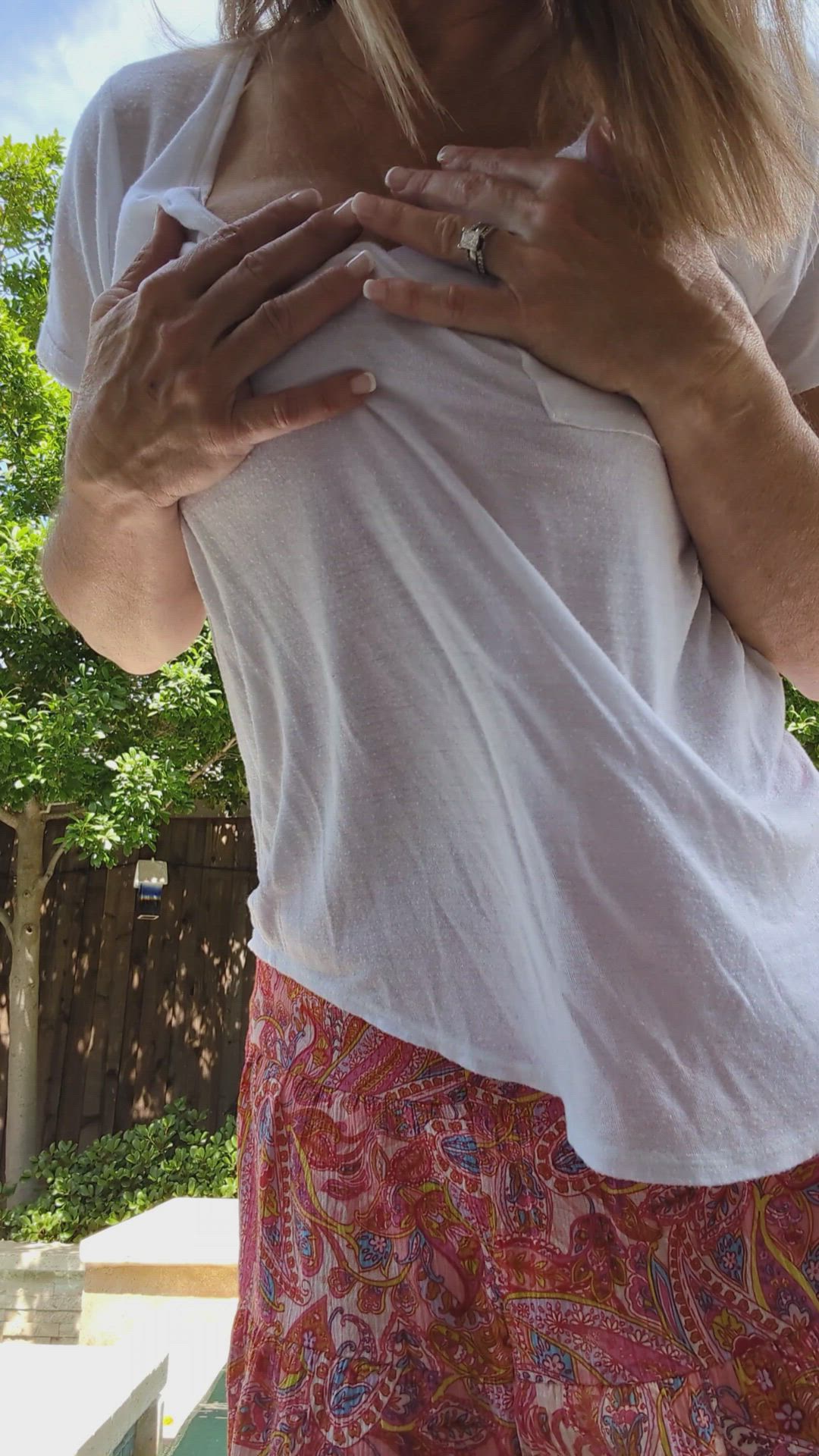 GIF thumbnail