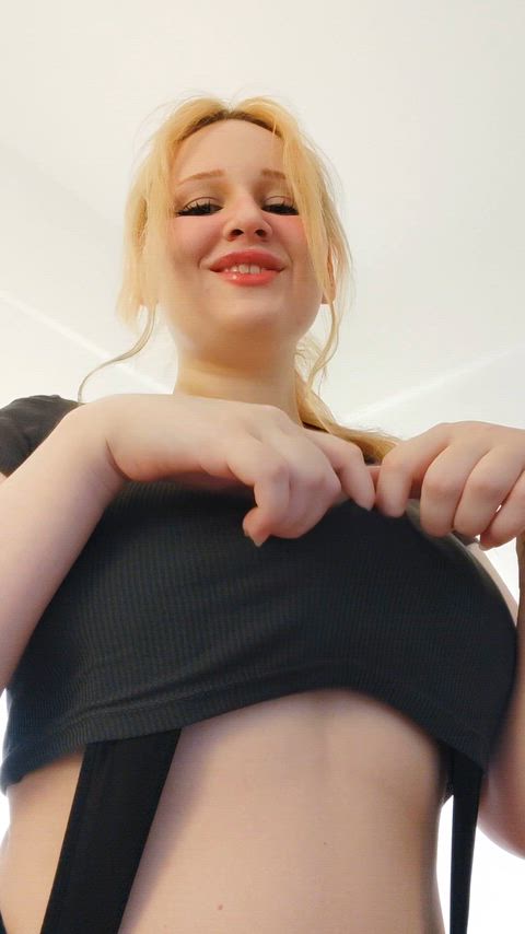 oops... i think this shirt was too small for me anyway