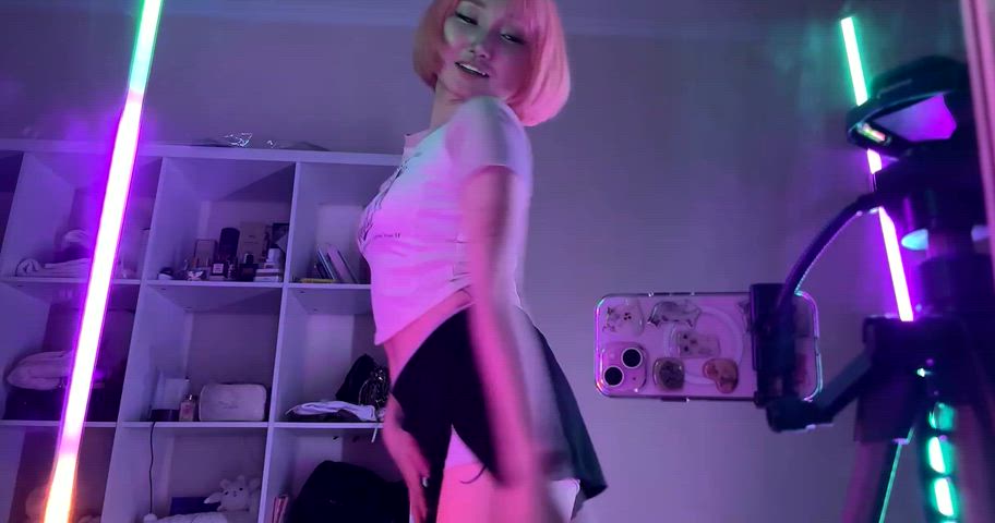 Breed this babe until she leaks