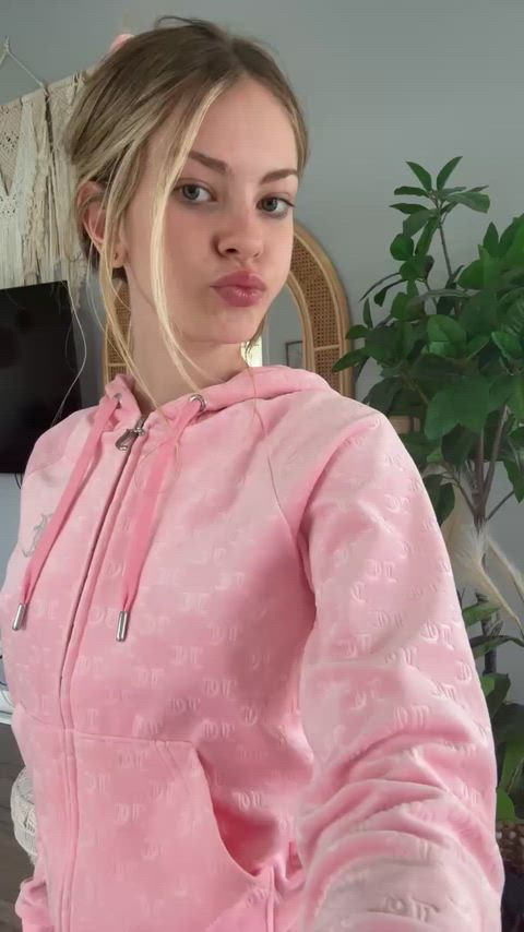 Blurred video preview