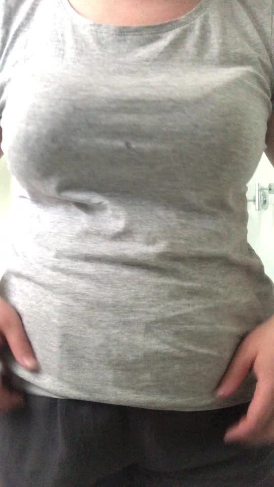 another reveal/drop i sent bf while he was at work. Xx