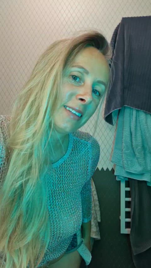 Blurred video preview