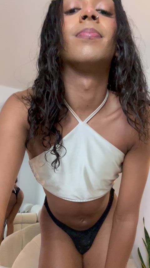 would you actually date a trans girl or just keep me as a secret
