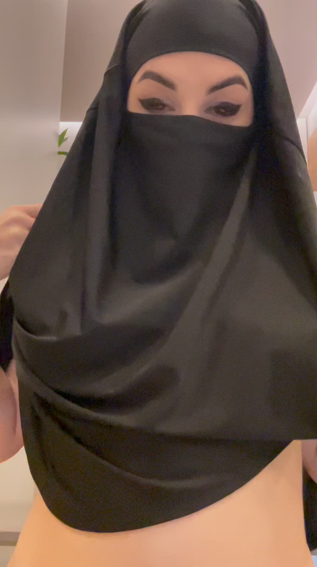 Big natural titty drop