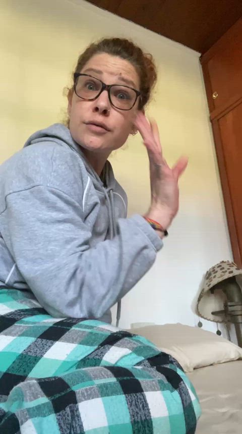 40-year-old Latina. I think I can still get some cocks hard.