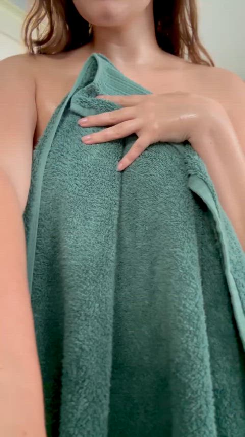 Amateur Big Tits Boobs Clit Rubbing Flashing Homemade Natural Tits Pussy Shower Titty Drop Porn GIF by lamsinka89