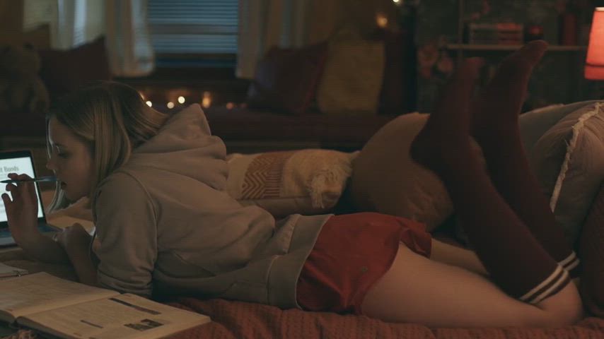 “I can’t find anything about the statue! I might be stuck like this!” We were told to never go down to your dad’s basement, last night we were drunk and we went down, I broke a statue and the next day I woke up as a girl, today we spent all day trying to research the statue but it’s hopeless (RP)