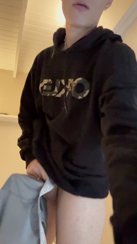 That one friend from the dorms who says he s straight :0