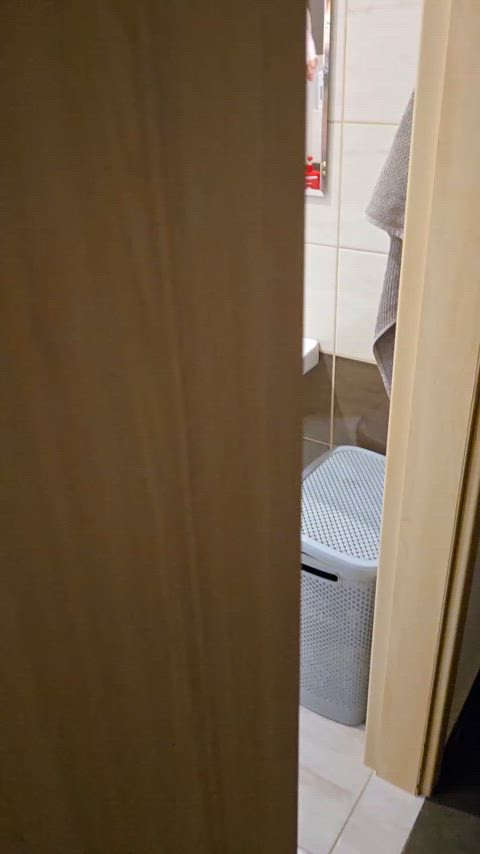 Dopadlo by to stejně, kdybys mě takto viděl ve sprše?🥵🤭 Na můj OF profil jsem právě nahrála celé dlouhé videjko.😱