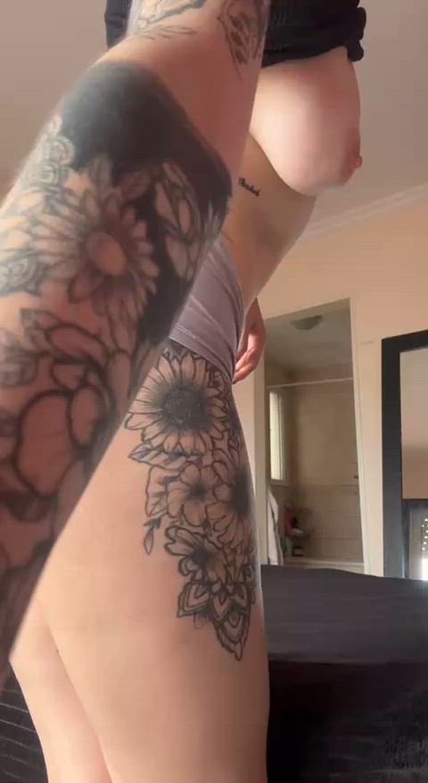Do these boobs make you forget everything
