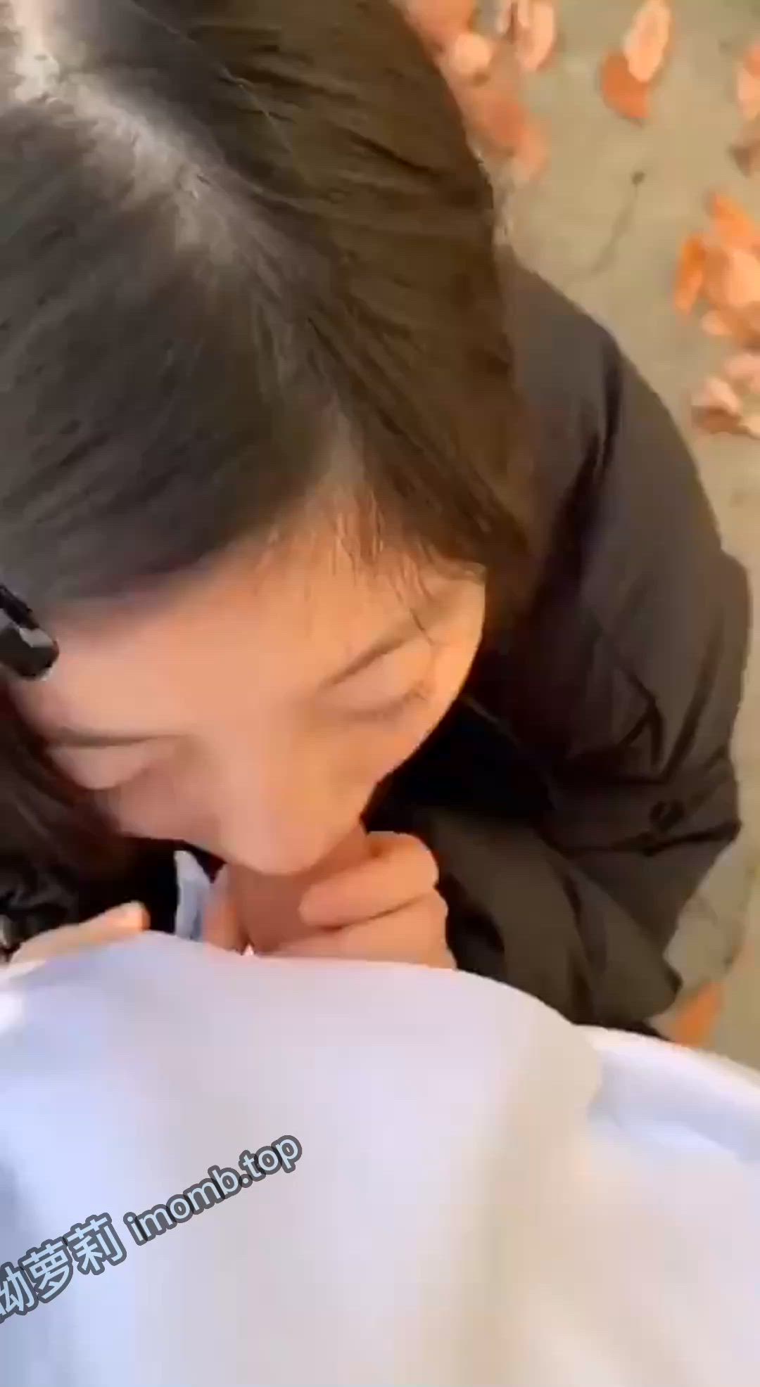 Cum In Mouth, Teen, Teens, girls-finishing-the-job