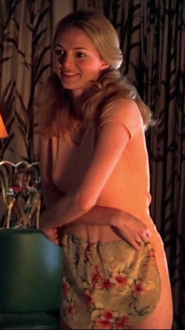 Heather Graham fully nude