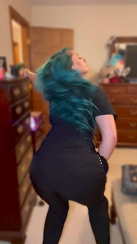 Would you fuck this weird nurse from behind?