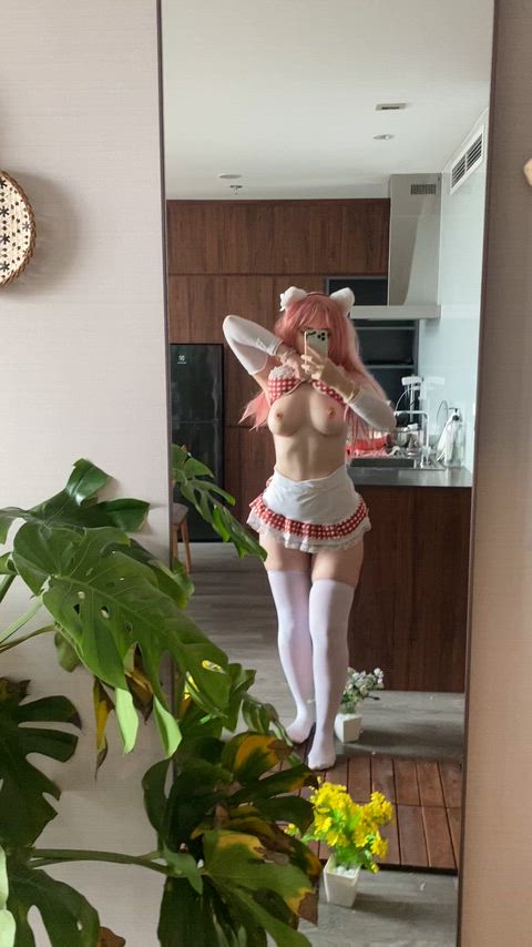 This is the part where you all get to tell me what you think bout these tiddies 😂