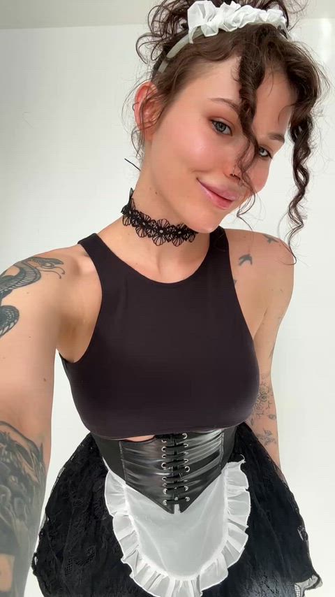 I'm into room service team