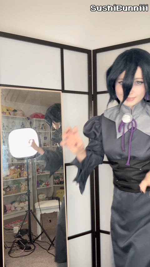 Hex Maniac Shows Off Her Body~ (Cosplay by SushiBunniii)