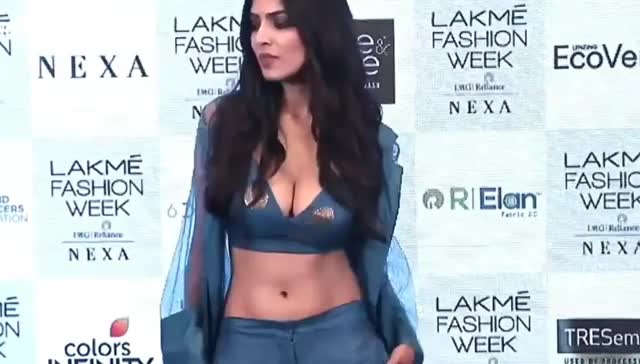 Malavika mohanan