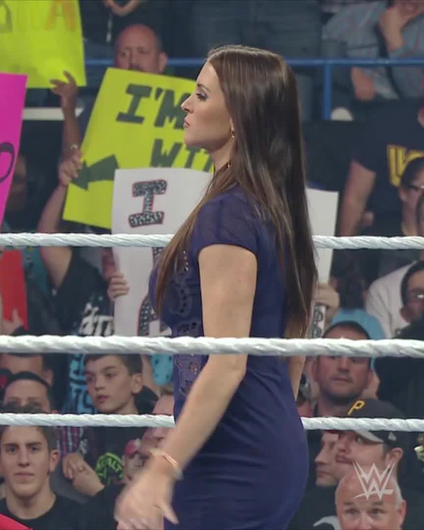 Steph is an absolute Milf