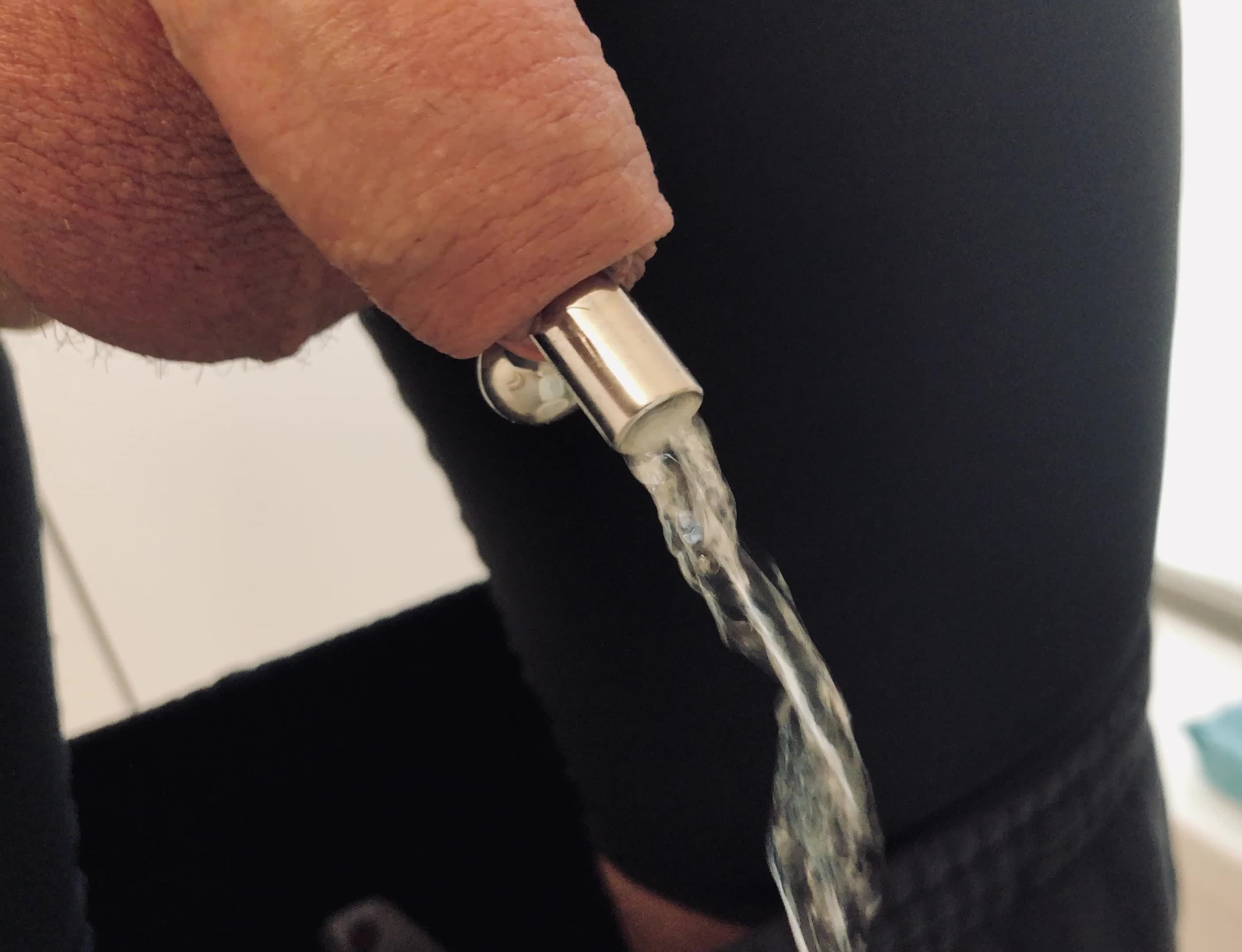 PA Wand piss