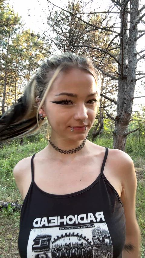 AliveSunnyIslandcanary thumbnail