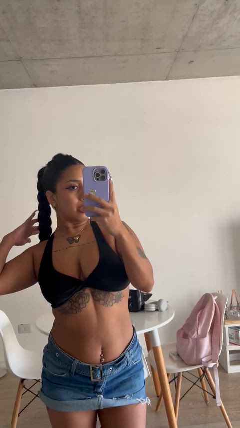 Long dark hair 🥵 MESSAGE ME FOR MORE