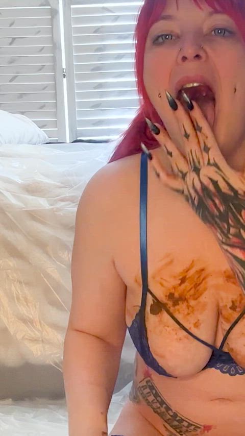 Sucking this filthy dildo & swallowing my poop