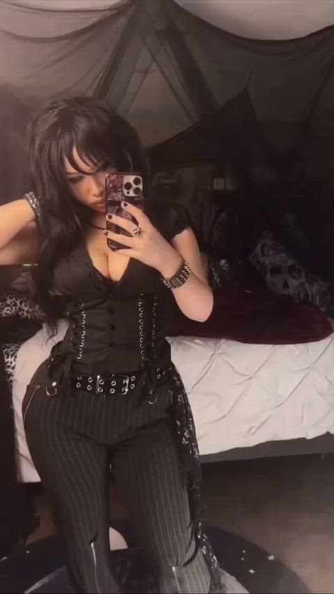 19honeysuckle 24/7 Big Tits Cosplay Curvy Goth Huge Tits cumslut milfnhoney urfavgothxx Porn GIF by temptedtigerxx