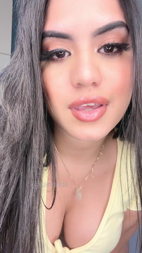 Big tits and booty on full display as she teases in a yellow top
Watch her live at https://www.camsoda.com/leialeen1 thumbnail