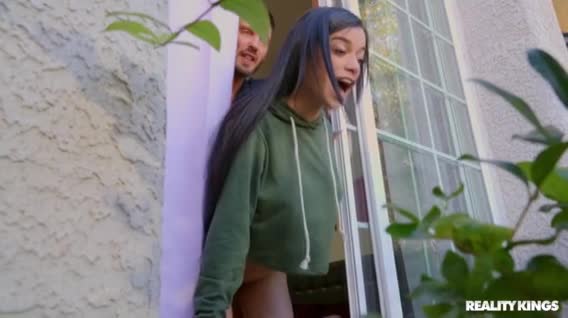 Savannah Sixx - Cum Through My Window