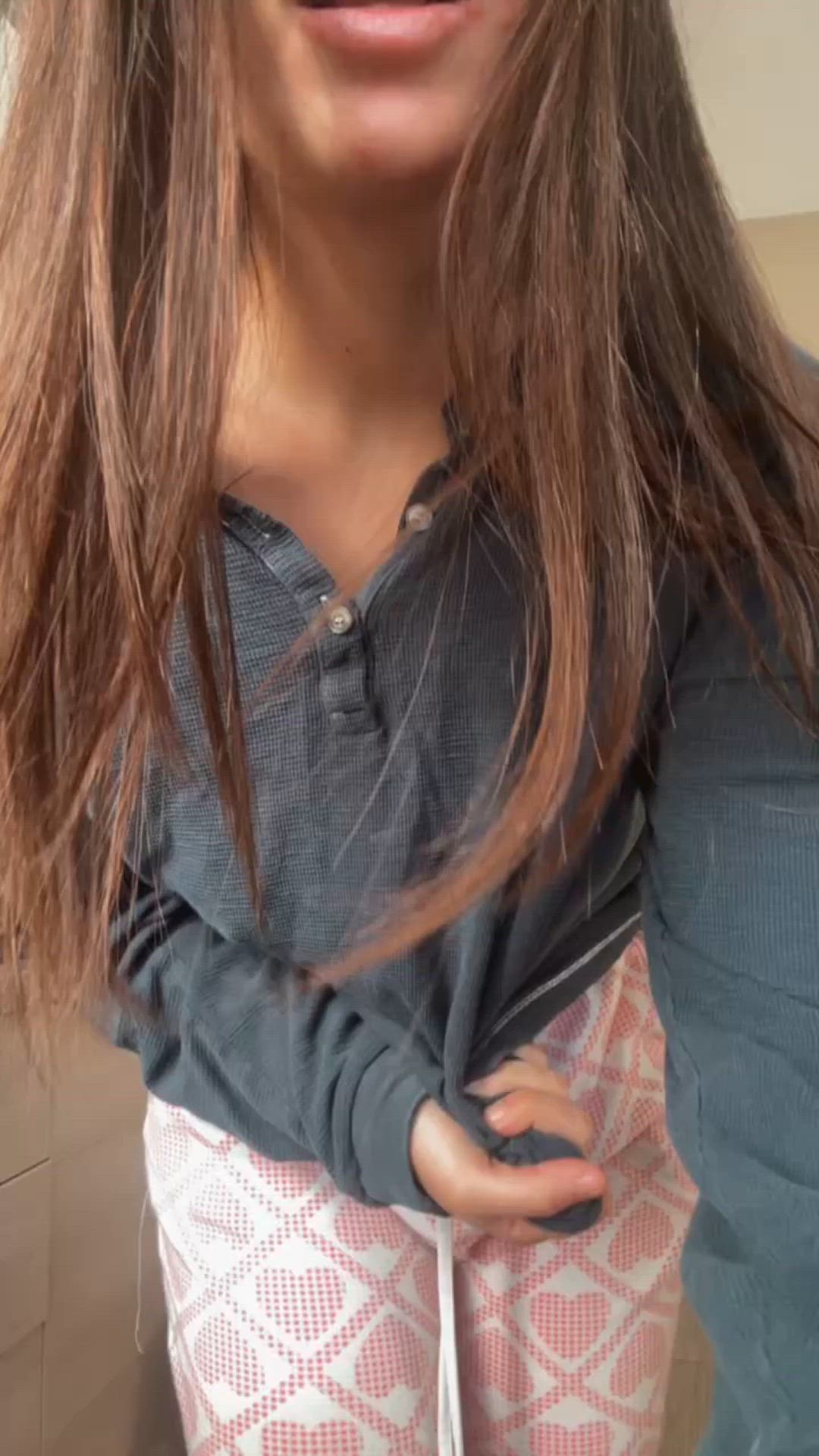 Just a simple Italian girl dropping her natural boobs