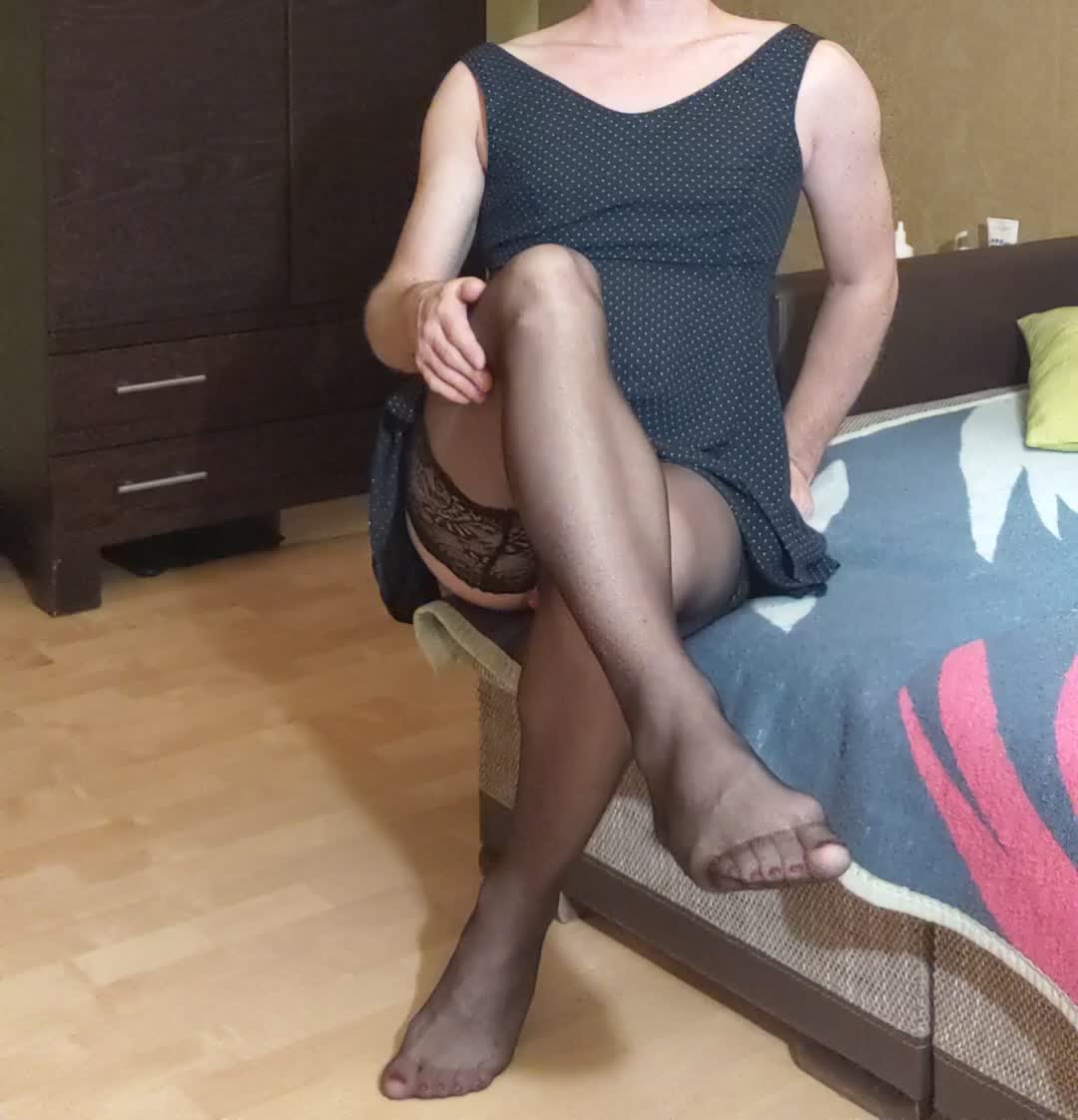 It was a themed party, where couples were supposed to dress as each other. I paid attention to every detail