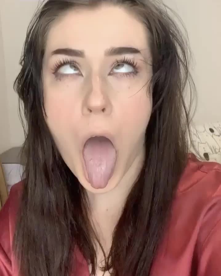 Your lil’ ahegao whore