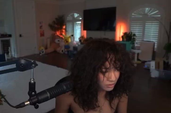 Big Tits Bouncing Tits Huge Tits Natural Tits Tits Porn GIF by xhsjsndnxjxnc